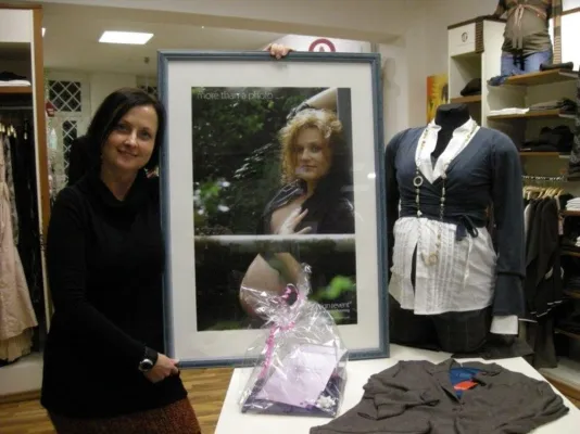 Schwangerschafts-Event-Photoshooting bei Pretty Mom Bild: Schwangerschafts-Event-Photoshooting bei Pretty Mom