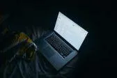 Romance und Dating Scam - Verliebt, Verlobt, Hereingelegt Bild: Romance und Dating Scam - Verliebt, Verlobt, Hereingelegt
