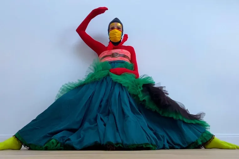 Bild: Selflessness – Selbstlosigkeit. Eine neue Performance-Installation der Dresden Frankfurt Dance Company