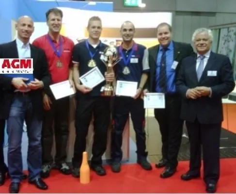 AGM Akademie bei den Deutschen und Internationalen Meisterschaften der Autoglaser in Düsseldorf Bild: AGM Akademie bei den Deutschen und Internationalen Meisterschaften der Autoglaser in Düsseldorf