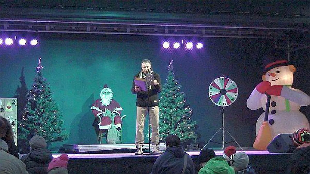 Familien-Weihnachtsprogramm Showtruck-Bühne