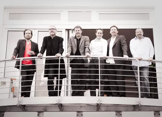 Bild: BEST NEW 18/1 Award 2010 -Die Vorjury hat getagt