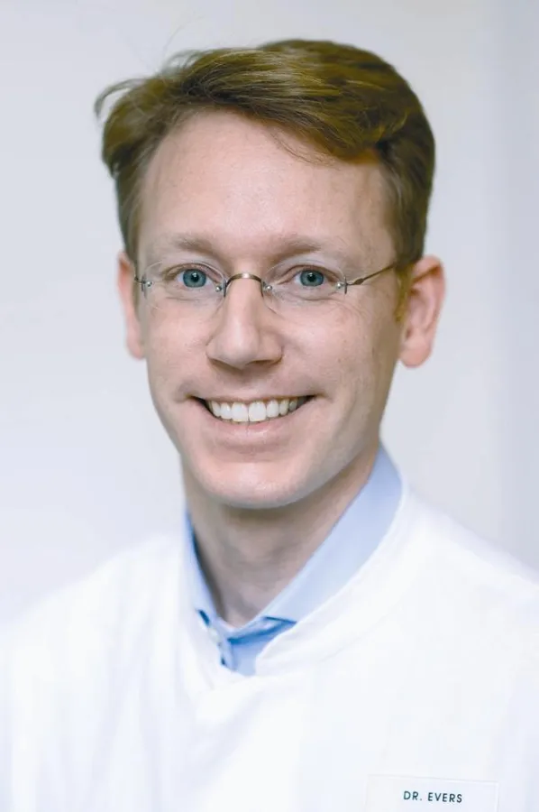 Dr. Thilo Evers