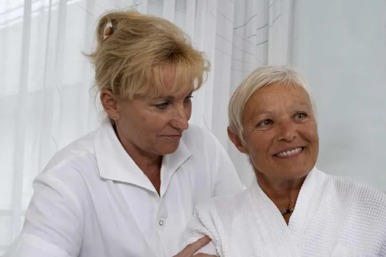 DIE PFLEGE – ERFOLGSFAKTOR IN DER GESUNDHEITSWIRTSCHAFT Bild: DIE PFLEGE – ERFOLGSFAKTOR IN DER GESUNDHEITSWIRTSCHAFT