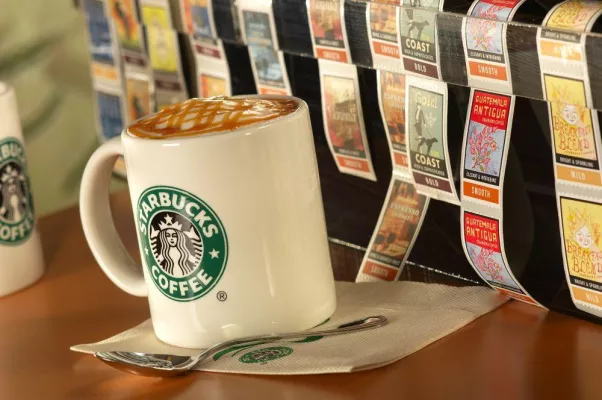 Bild: Starbucks Coffee House in Braunschweig - Die Welt des Kaffees entdecken