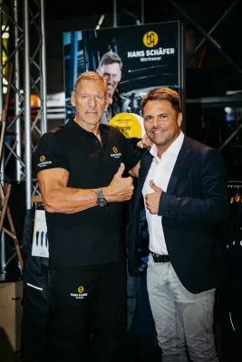 Bild: Hans Schäfer Workwear für den „Innovator des Jahres“  Award nominiert!