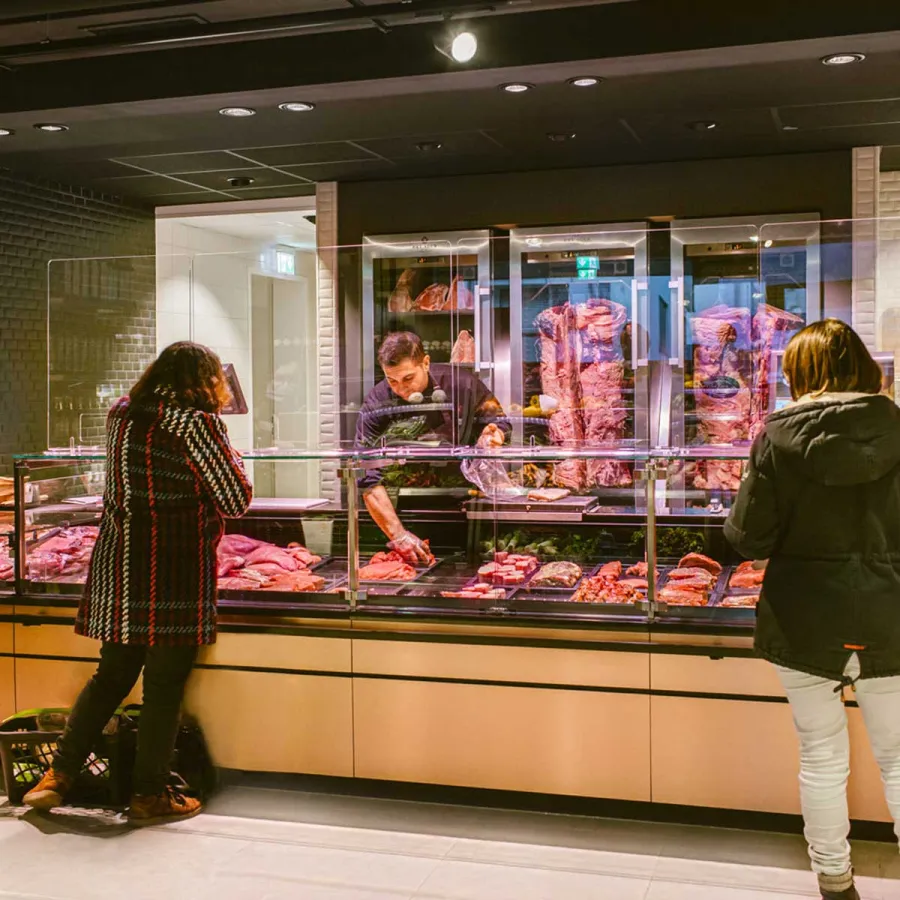 Dry Adge - Frischfleisch Theke (© Le Quartier)