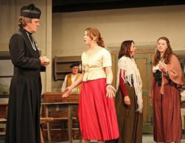 Bild: Ein edler Tropfen hilft Frauen in Not