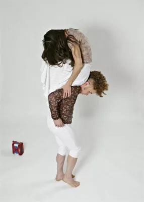 Bild: Premiere Milchstraße - Ein Tanzstück von Clébio Oliveira - - 04.06., 05.06., 11.06. und 12.06.