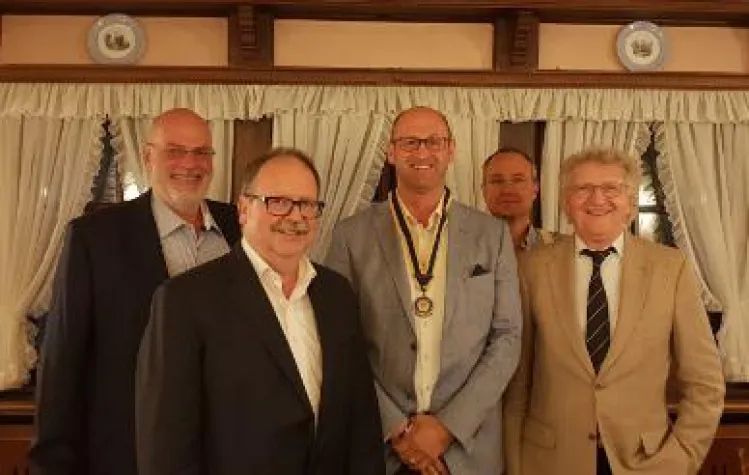 Bild: Rotary Offenbach-Dreieich wählt seinen neuen Vorstand