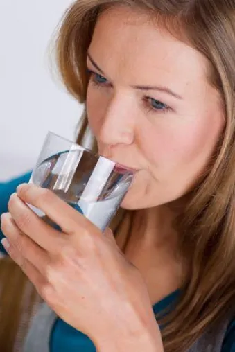 Bild: Richtig trinken bei Hitze