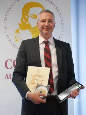 Bild: Studiengemeinschaft Darmstadt (SGD) erhält 2014 zwei Comenius-EduMedia-Auszeichnungen