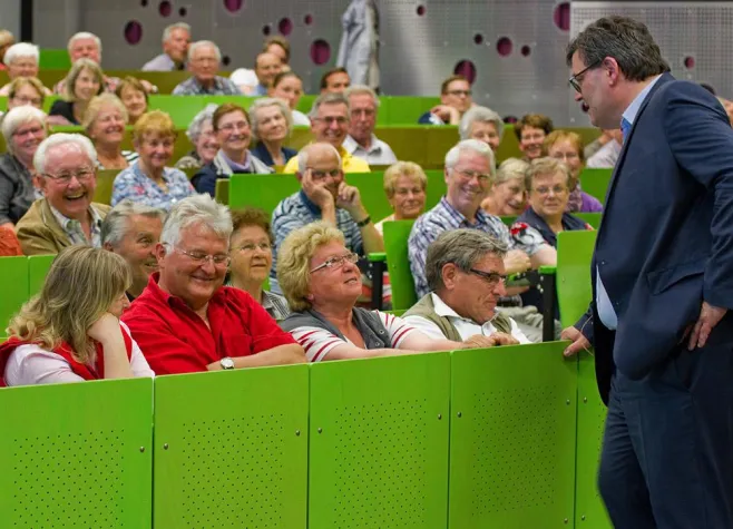 Bild: GenerationenHochschule befasst sich mit Spätlese, Eiswein und Grand Cru