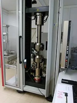 Bild: Composites-Forschung mit AllroundLine von Zwick