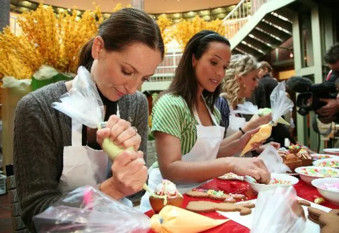 Bild: Sweet Charity: Osterbacken für die Stiftung Kinderjahre