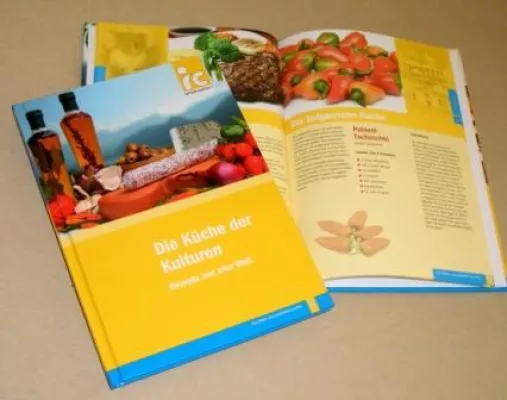 Bild: INTERCONTACT bringt Reisende zum Kochen