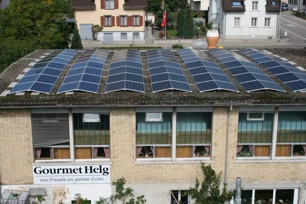 Bild: Gourmet Helg: 'Knöpflie' hausgemacht, mit Liebe und selbst erzeugtem Sonnenstrom