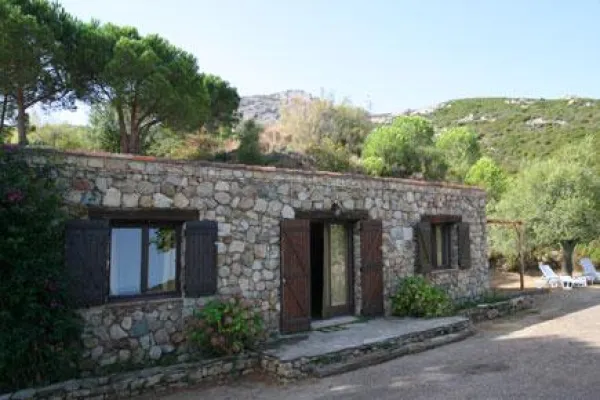 Bild: Bergerie Ceccu in den Bergen von Calvi - Liebevoll restaurierte Schäferhütten mit atemberaubendem Meerblick