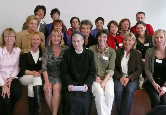 Katholisches Bildungszentrum Haan: Abschied mit einem lachenden und einem weinenden Auge Bild: Katholisches Bildungszentrum Haan: Abschied mit einem lachenden und einem weinenden Auge