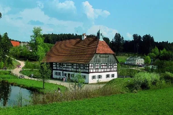 Saisoneröffnung im Oberpfälzer Freilandmuseum Neusath-Perschen Bild: Saisoneröffnung im Oberpfälzer Freilandmuseum Neusath-Perschen