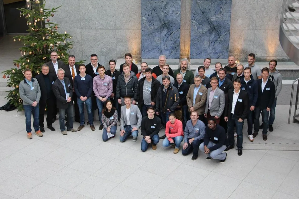 Die angehenden Ausbau Bachelor trafen sich mit ihren Chefs und Ausbildern zum Austausch in Iphofen