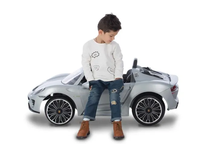 Bild: Ab sofort verfügbar: Die E-Fahrzeuge von ROLLPLAY