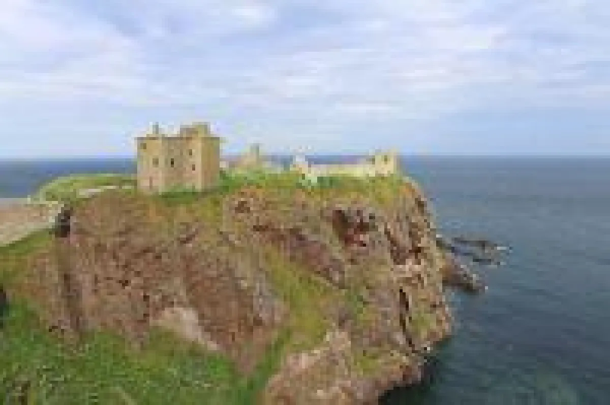 Bei Schnieder Reisen im Programm: Schottland Autorundreisen - hier Dunnottar Castle an der Nordostküste Schottlands