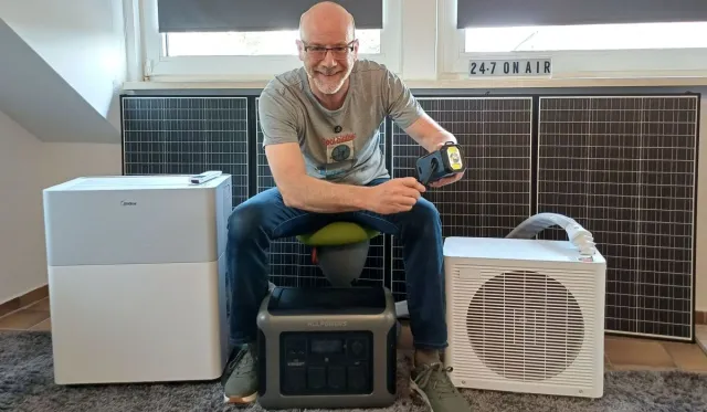 Bild: Ein YouTuber testet, was Hersteller nicht zeigen: 2 Jahre echte Nutzung der Midea PortaSplit im Dachgeschoss