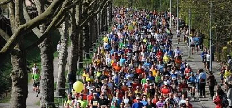 Bild: Ultras eröffnen in Freiburg: Wer 2013 lange laufen will, beginnt seine Saison mit dem Freiburg Marathon