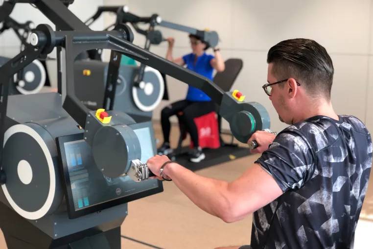 Bild: Effizientes und gesundes Krafttraining mit Sparkfield Core