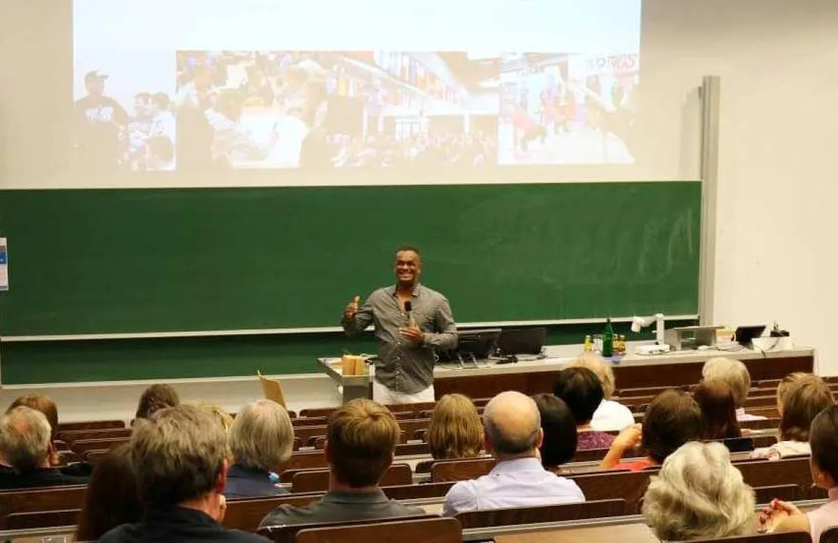 Martin Rietsch alias 2schneidig referiert an der Hochschule Koblenz