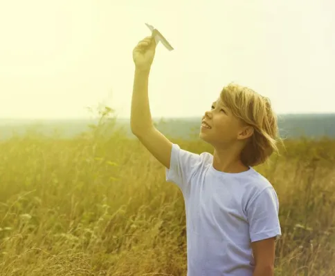 Bild: Wer im Ferienlager Spaß haben möchte, sollte die Zeit an der frischen Luft verbringen