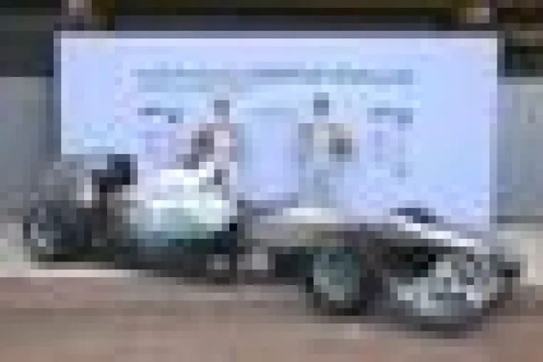 Bild: MERCEDES GP PETRONAS lackiert in der Formel 1 mit Standox
