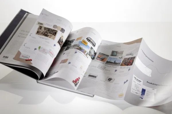 Bild: team4media drei Mal im „Jahrbuch der Werbung 2012“ präsentiert