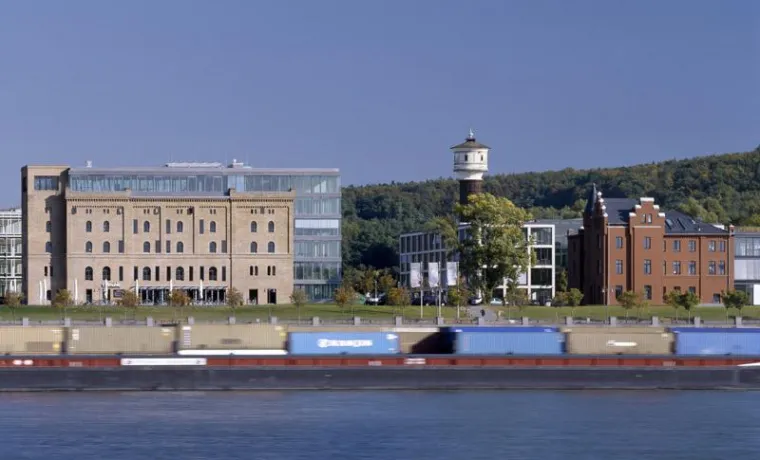 Bonner Bogen: 100 % Vermietungsquote / BonnVisio vermietet Direktorenvilla an Uni Bonn Bild: Bonner Bogen: 100 % Vermietungsquote / BonnVisio vermietet Direktorenvilla an Uni Bonn