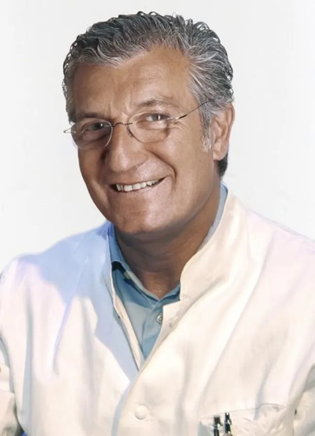 (FOTO: MARIANOWICZ) Rückenexperte Dr. Martin Marianowicz.