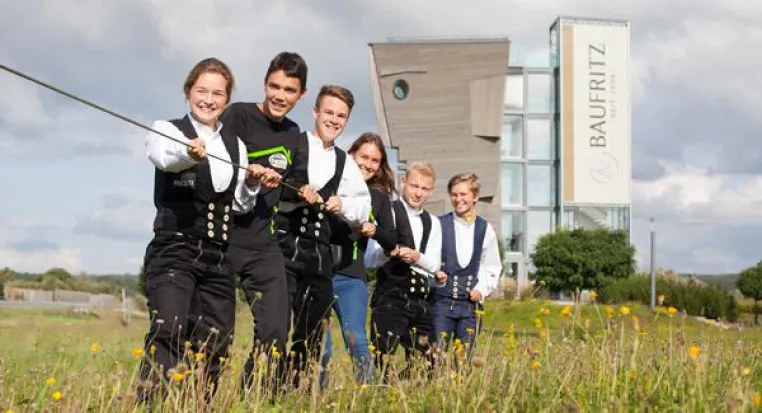 Biohausbau-Unternehmen Baufritz erhält von „Capital“ die Auszeichnung „Beste Ausbilder Deutschlands“ Bild: Biohausbau-Unternehmen Baufritz erhält von „Capital“ die Auszeichnung „Beste Ausbilder Deutschlands“