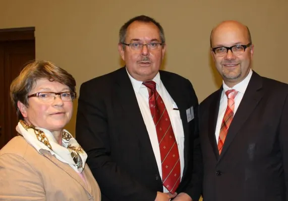 Dr. Fritz Felgentreu neuer Vorsitzender des Volksbund-Landesverbands Berlin Bild: Dr. Fritz Felgentreu neuer Vorsitzender des Volksbund-Landesverbands Berlin