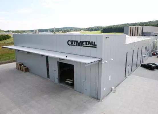 Bild: CutMetall investiert in modernes CNC-Bearbeitungszentrum