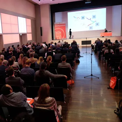 Bild: Die 8. NRW Nano-Konferenz präsentierte Innovationen in Materialien und Anwendungen.