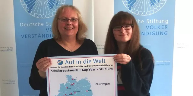 Schüleraustausch: Von Ahrensburg auf in die die Welt – Stiftung bietet Freiwilligendienst Bild: Schüleraustausch: Von Ahrensburg auf in die die Welt – Stiftung bietet Freiwilligendienst
