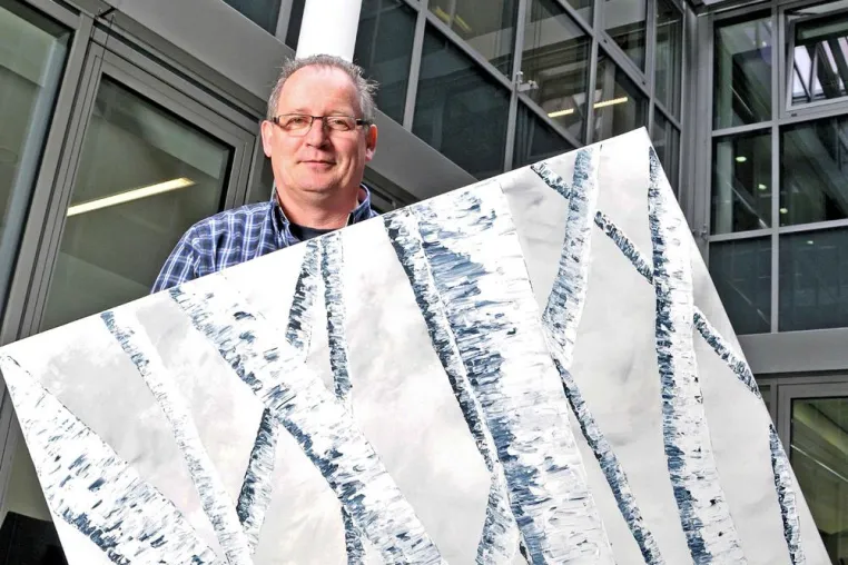 Bild: Detlef Laake stellt Acrylbilder im Knappschaftskrankenhaus aus