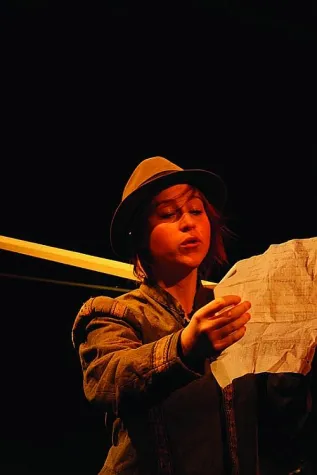 TheaterTotal gastiert mit "Wie es euch gefällt" in Kassel Bild: TheaterTotal gastiert mit "Wie es euch gefällt" in Kassel
