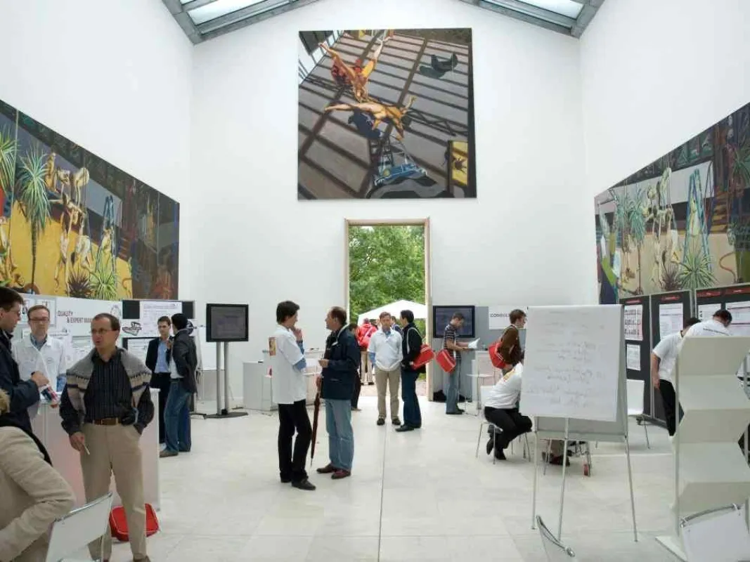 Projektpräsentation integriert in bestehenden Kunstaustelltungen der Museumsinsel Hombroich