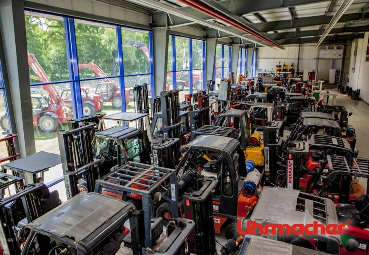 Uhrmacher bietet eine große Auswahl an professionell aufbereiteten gebrauchten Fahrzeugen.