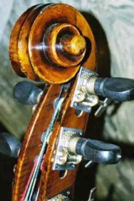 "Phantasie-Klänge" - aus der Reihe FEMININE EUROPE - anlässlich des Internationalen Frauentags Bild: "Phantasie-Klänge" - aus der Reihe FEMININE EUROPE - anlässlich des Internationalen Frauentags