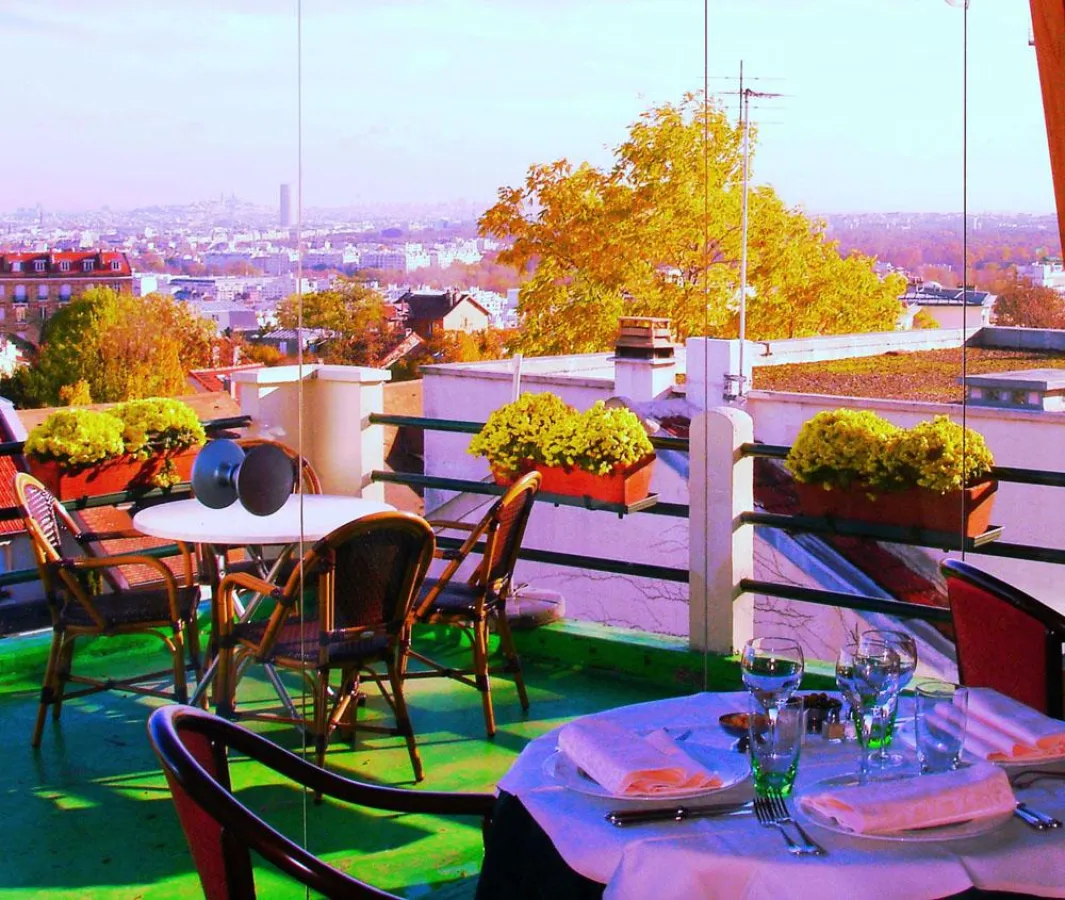 Seit über 40 Jahren eine gute Adresse fur Gourmets: Das heutige Restaurant und ehemalige Landgut „Les Jardins de Camille“ am Stadtrand von Paris.