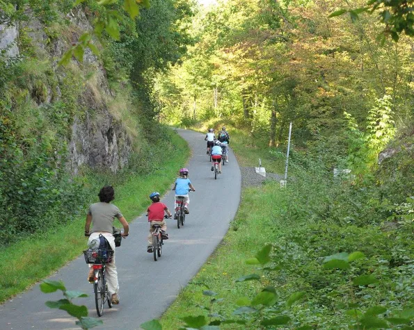 Bild: Neuer Hessischer Radfernweg durch Vogelsberg und Rhön - 245 km von Hanau bis Bad Hersfeld