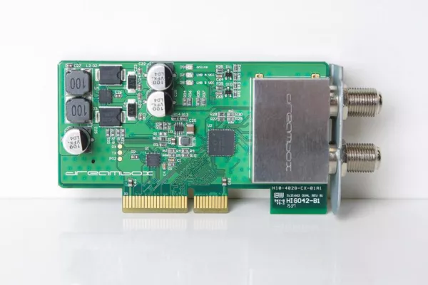 Bild: DVB-S2 Twin Tuner: klein, kühl und sparsam