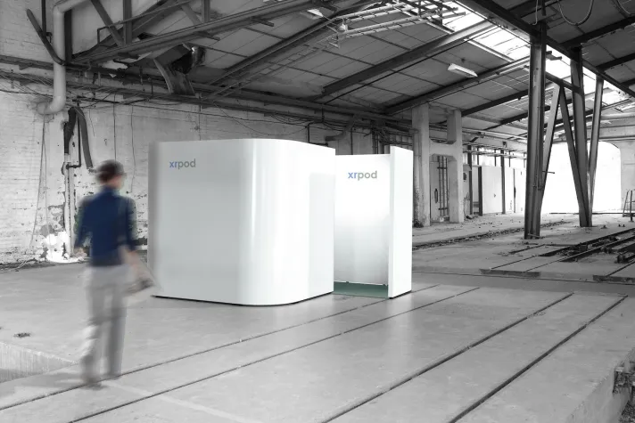 Bild: CONNECTED REALITY innovativer Anbieter im Bereich Virtual- und Augmented Reality präsent seinen neuen "xrpod"